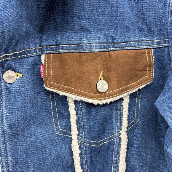 Levi's Type 1 Jeans Yuji Itadori Anime Jacket Mens Large Blue Sherpa Denim - Picture 6 of 11